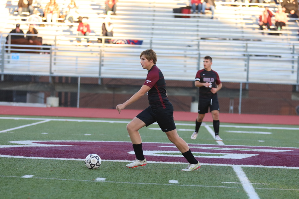 Buhler Crusaders Men's Soccer advances to state